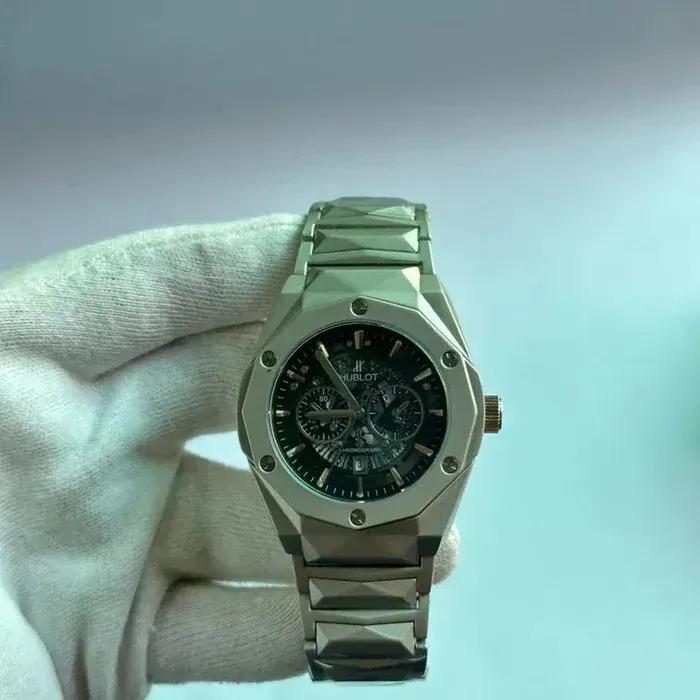 Hublot diamond cut black dial